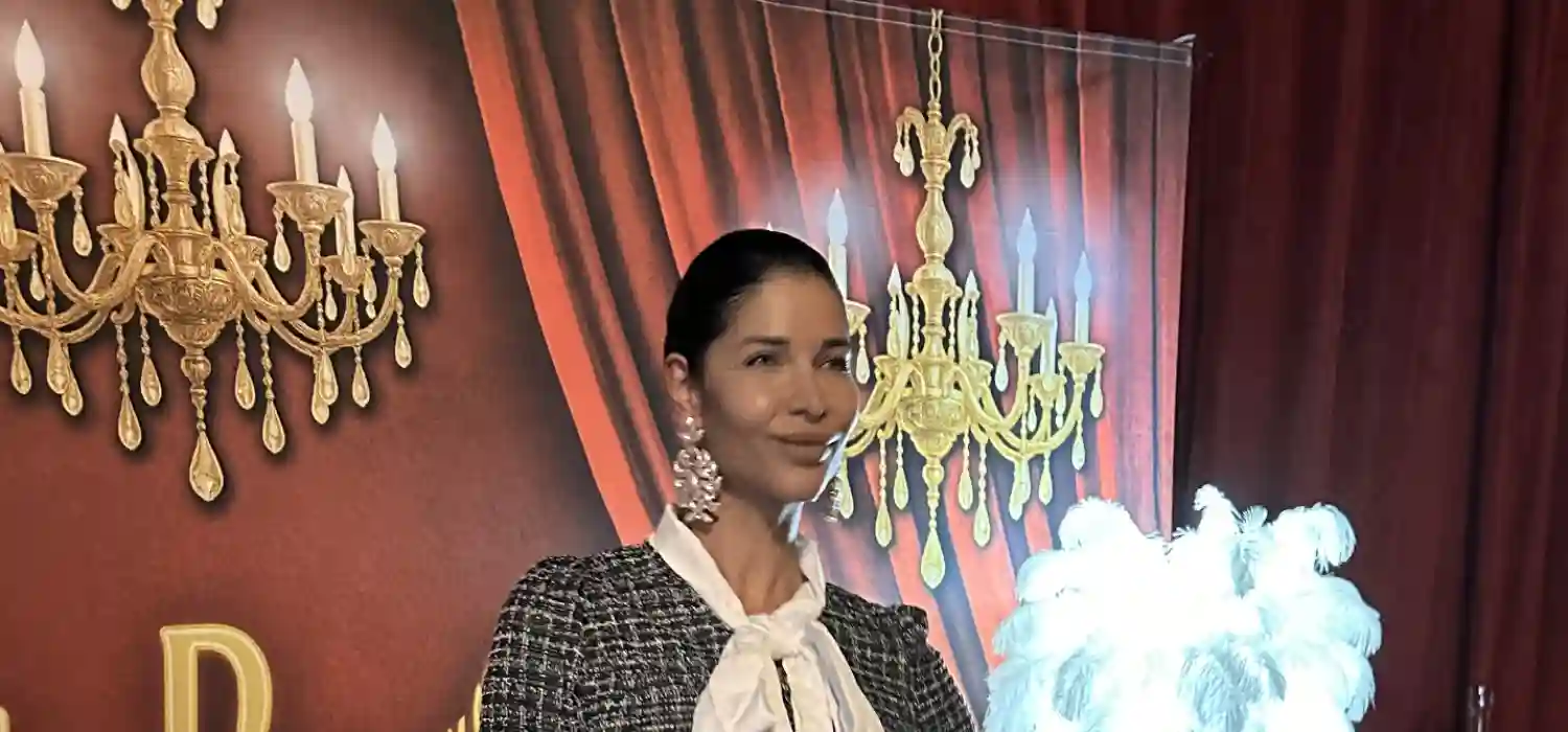 Micaela auf Premiere vom Fächerpalast