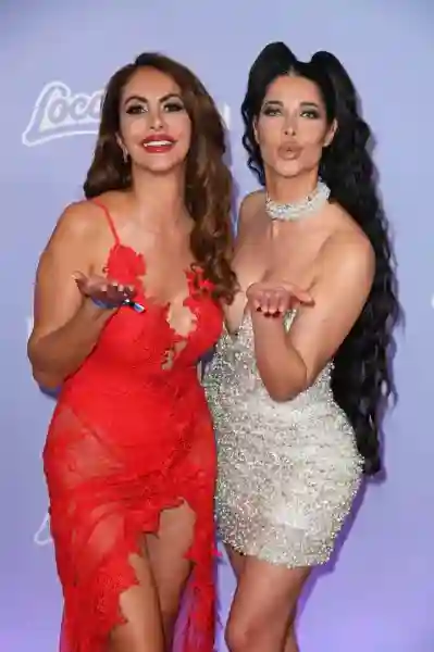 8dd3e687-57bf-405b-aab8-c40303b75b40