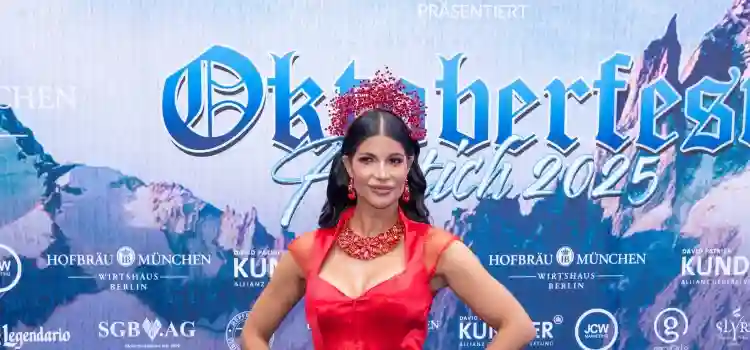 Micaela beim Fassanstich in Berlin
